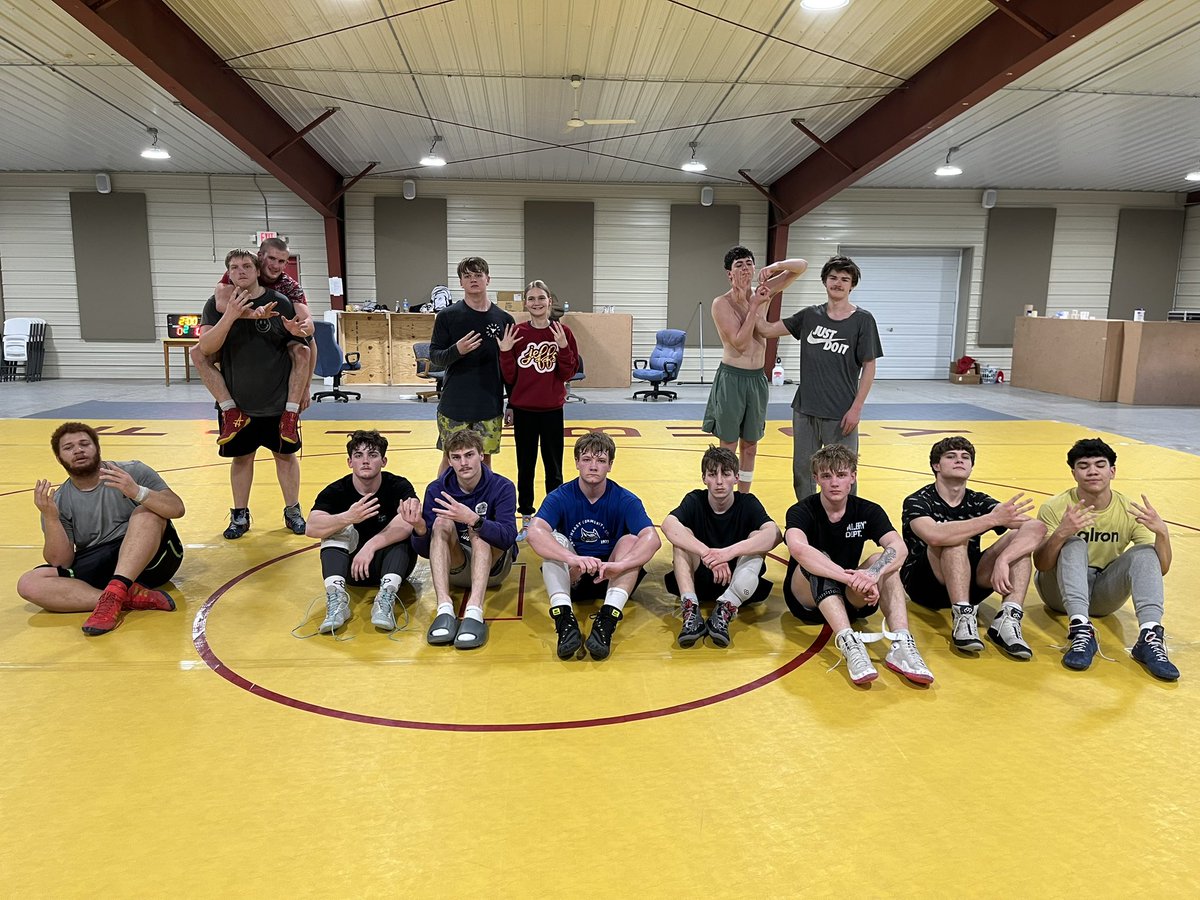 Garfield Trained tweet media