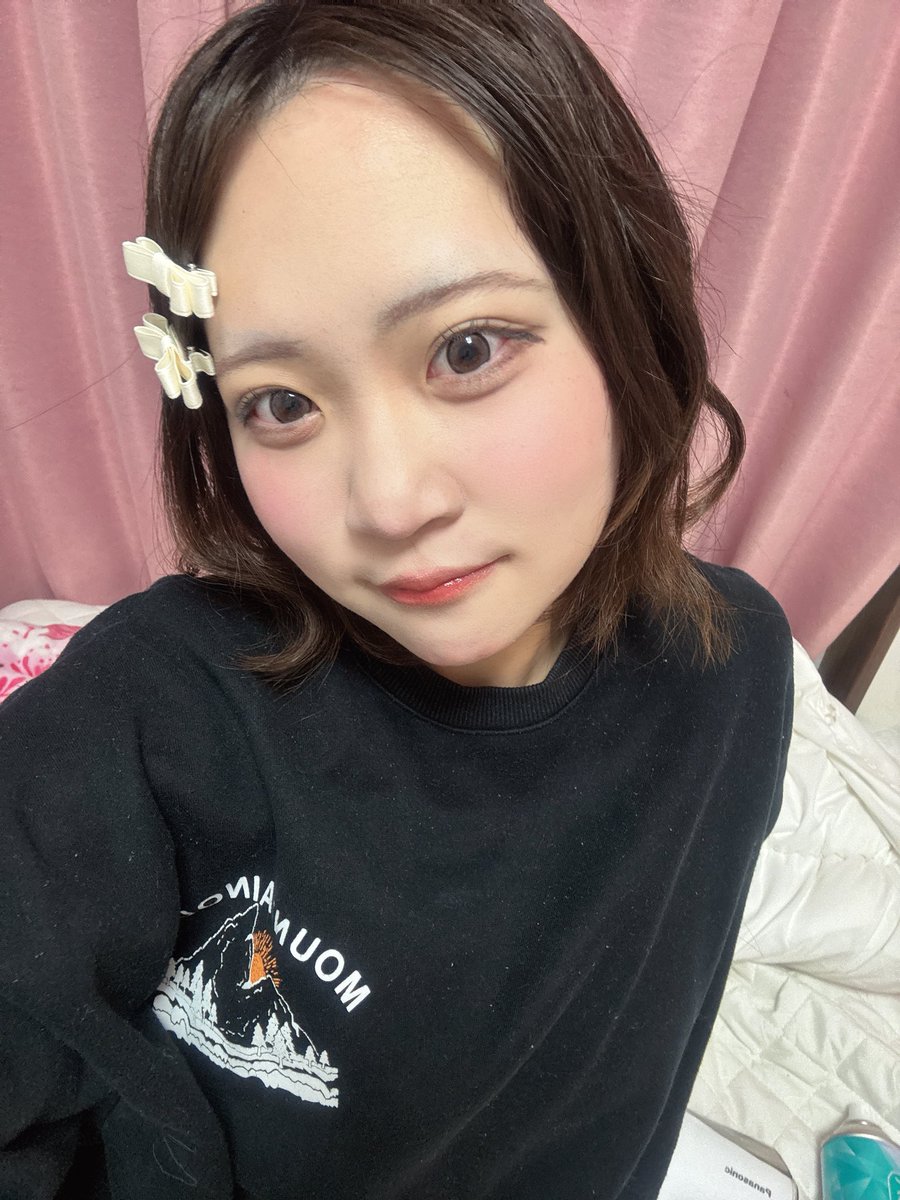 きょのビジュ~♡ れすんです！
がんばてくるー！！

きょはアイドルキャリアｻﾝの大切な日💭⸝⋆ 遠くから応援してます…🫣🫣