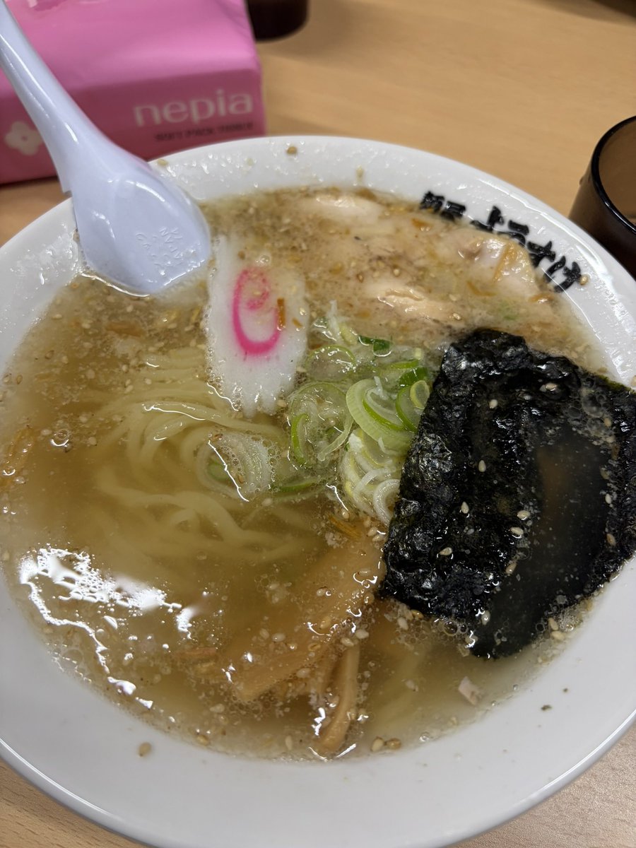 おはようございます

本日通常営業
11:00〜15:00
17:00〜22:00

昨日はラーメン遠征、とても有意義な1日でした
早く製麺したいですね

坦々まぜそばやってます
材料終わり次第終了
今日は終日やります

本日もご来店お待ちしてます！