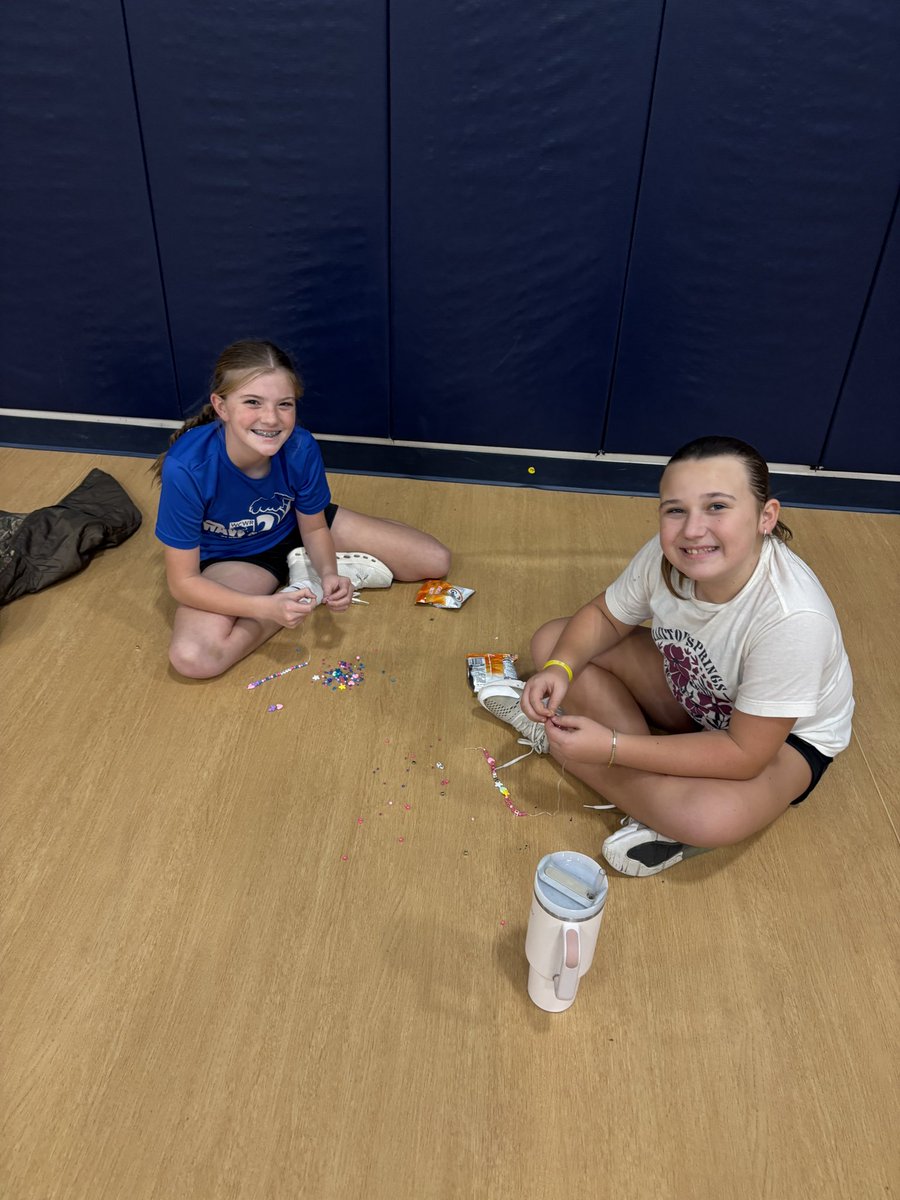 Carmen Herrera tweet media