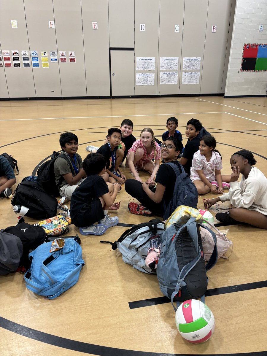 Carmen Herrera tweet media