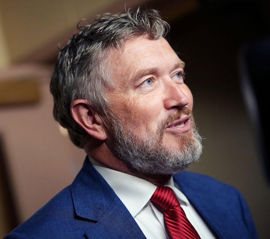 politvidchannel's tweet photo. BREAKING: The American people are very close to re- electing The Republican rep who didn't back down and forced Trump to release the Epstein files In Congress   

Rep. Thomas Massie is on track to win despite President Trump’s opposition.  

Rep. Thomas Massie has a 77% chance to win