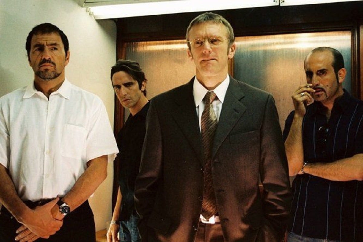 He prendido, más temprano? Si, porque hoy vemos 3 capítulos de Los Simuladores. Terminamos la primer temporada y arrancamos la segunda
twitch.tv/eberdanza