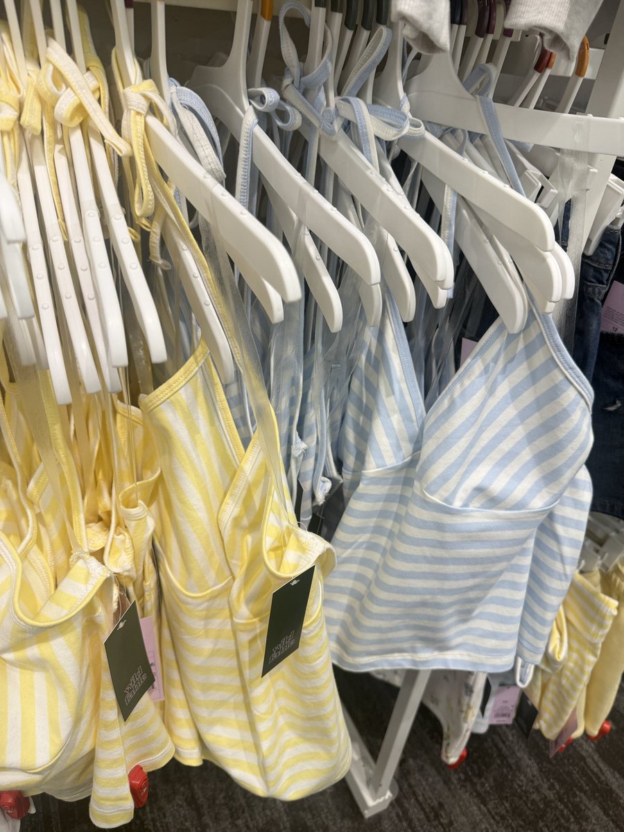 pinkstatic87's tweet image. Byler is everywhere #killme