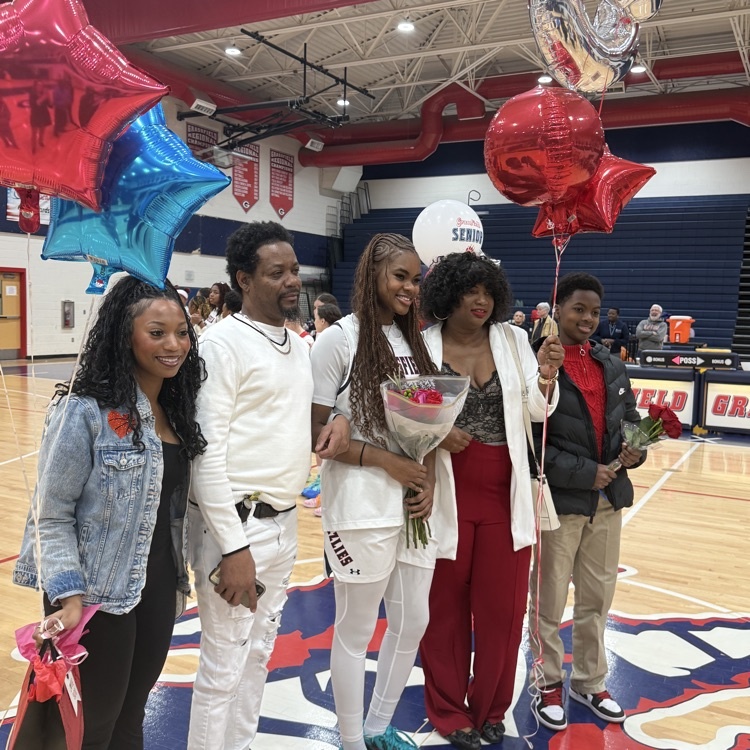 grassfield_hs's tweet photo. ❤️Senior Night 💙
Celebrating our Girls Basketball 🏀 and Winter Cheer 📣 seniors tonight! Thank you for your dedication, school spirit, and leadership. We’re so proud of you! ✨ https://t.co/pd1tU309IO