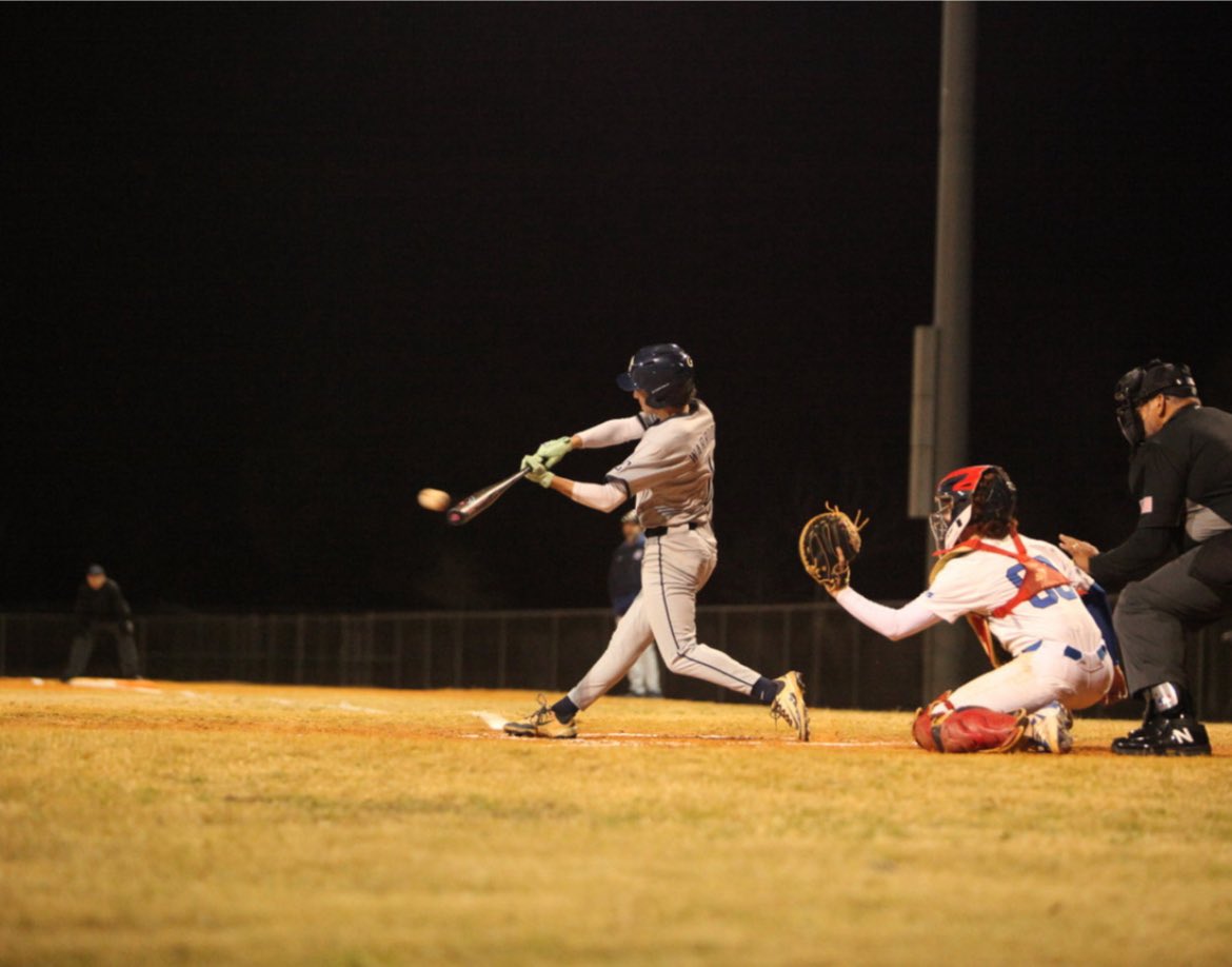Calvary_BB's tweet image. Warriors win the season opener Monday Night! 

@NotzCooper (W, 4.1 IP, 3 K’s)
@LukeStraw2028 (1.2 IP, 3 K’s)
@kylemuise9 (IP, 2 K’s)

@JaseTraina (3-5, 2 RBI, SB, 3 R)
@BrettGarcy (2-4, 2 R, RBI)