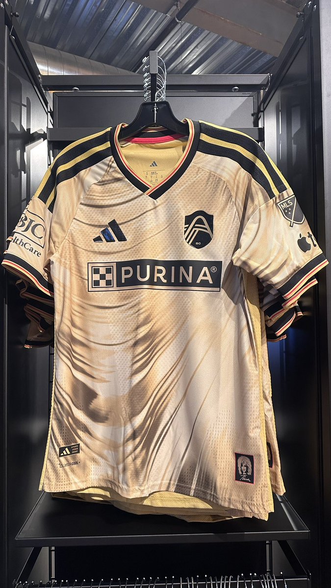 MLS Moves tweet media