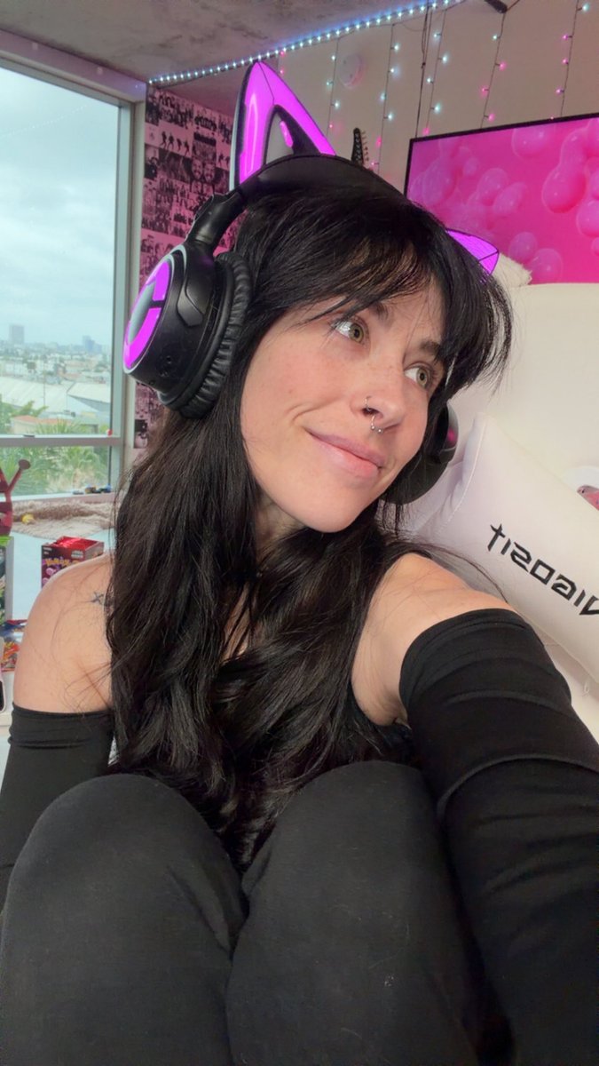 lifeismizzy's tweet image. LIFE IS STRANGE GAMING STREAM LIVE ON STREAM NOW #lifeisstrange #kickstreamer 🎮 kick.com/lifeismizzy