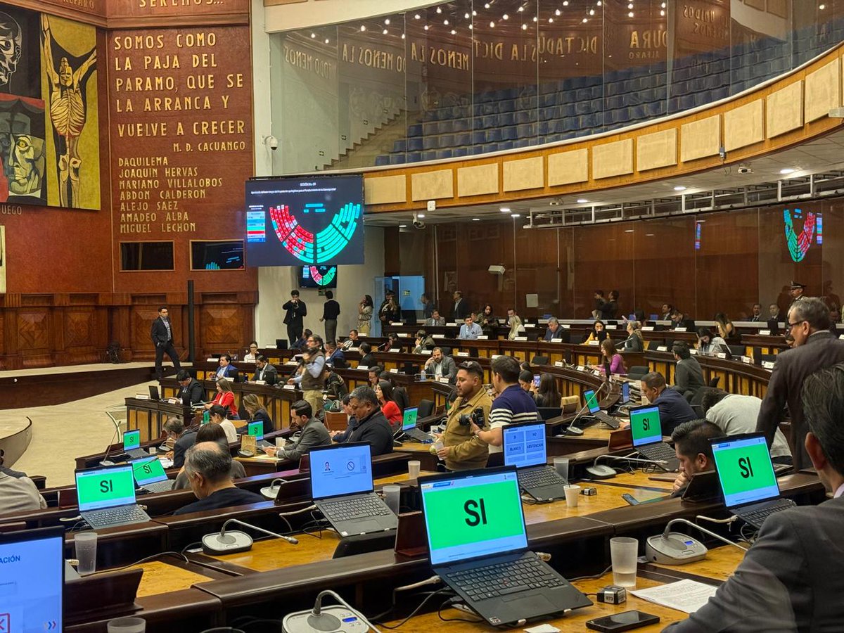 Telecom_Ec's tweet photo. 🇪🇨🔐 Con 82 votos afirmativos, el Pleno de la Asamblea Nacional aprobó el Proyecto de Ley Orgánica para el Fortalecimiento de la Ciberseguridad, liderado por el MINTEL.

Un hito para proteger el entorno digital y fortalecer un Ecuador más seguro y confiable. 🚀 https://t.co/WtxxpeoO93