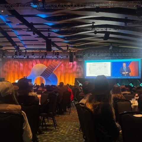 DunRiteSS's tweet photo. We spent last week in Nashville, TN at the NCBA - CattleCon conference. 
What a great opportunity to network, learn and continue to grow and expand our business on this side of the boarder.
The convention showcases the best of beef production and innovation from Canada and the US https://t.co/lCvI0m6Y4b
