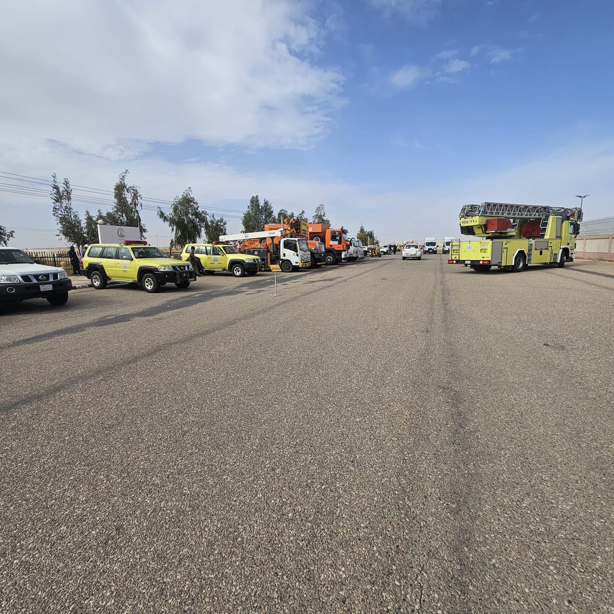 فريق فزعة الشمال للبحث والانقاذ بالقريات يشارك في تنفيذ خطه فرضيه يقوم بها الدفاع المدني مع عدة قطاعات مشاركه .
#جمعية_فزعة_لشمال_للبحث_والانقاذ  #فريق_فزعة_الشمال_للبحث_والانقاذ