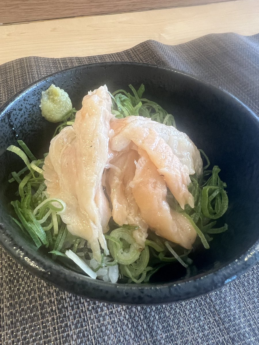 🍜11日の限定商品のお知らせ🍜

本日も11:00〜22:30（LO22:00）営業です

鮭より鮭
⭕️鮭そば

⭕️サーモン丼

寒い日にピッタリ
⭕️クラムチャウダーそば

⭕️チーズリゾット

スタミナ注入
⭕️スタミナ黒マー油まぜそば

⭕️TKG（卵かけご飯）

自分へのご褒美
⭕️大葉ジェノベーゼ限定和え玉