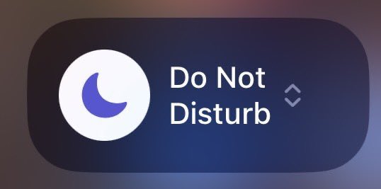 them: "why don't u answer ur phone??"
my phone: