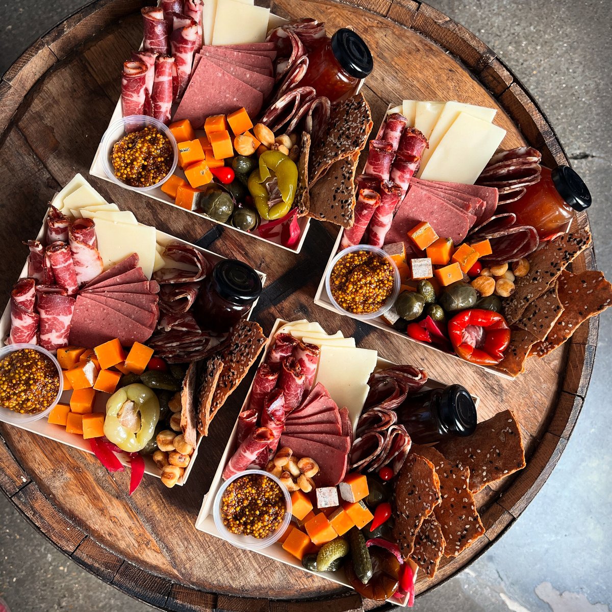 Smoking Goose tweet media