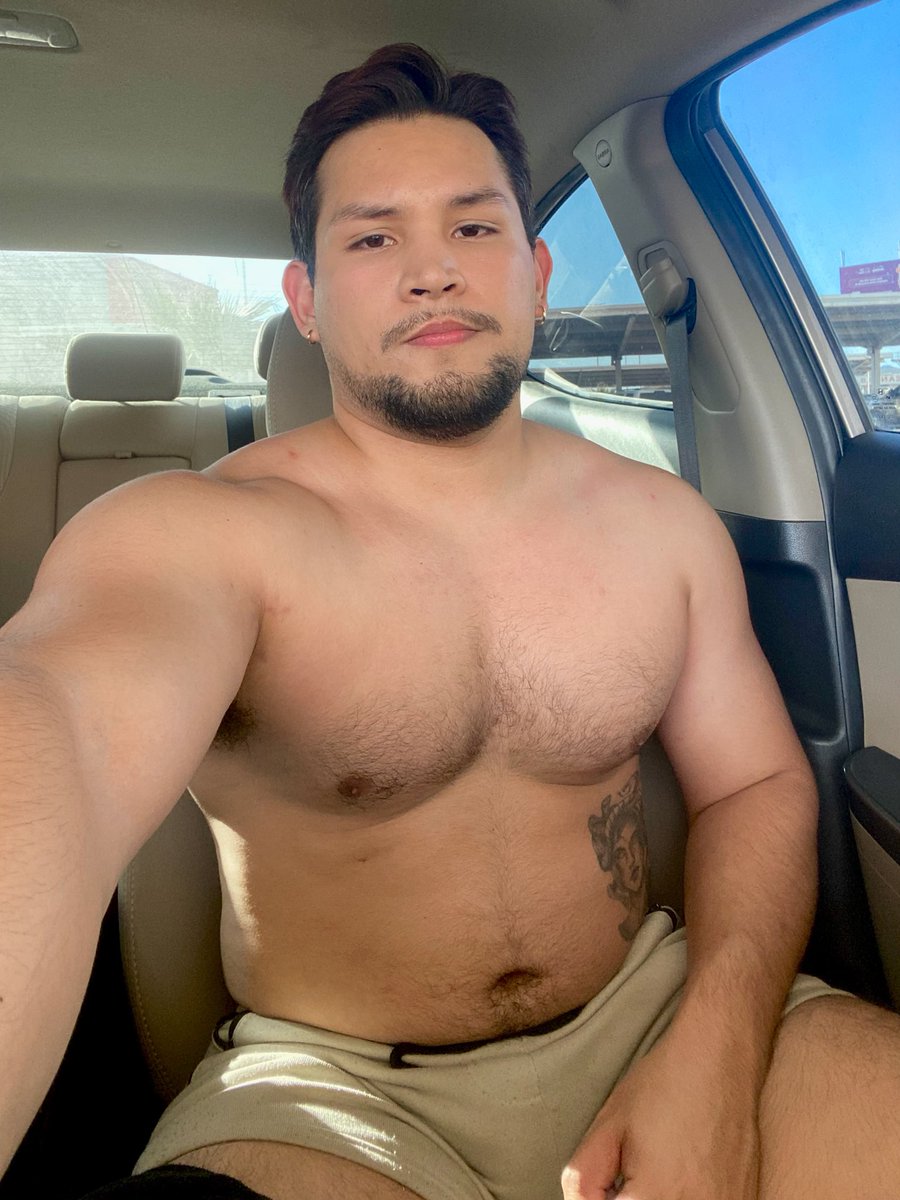 pinelli / bloody hell tweet media