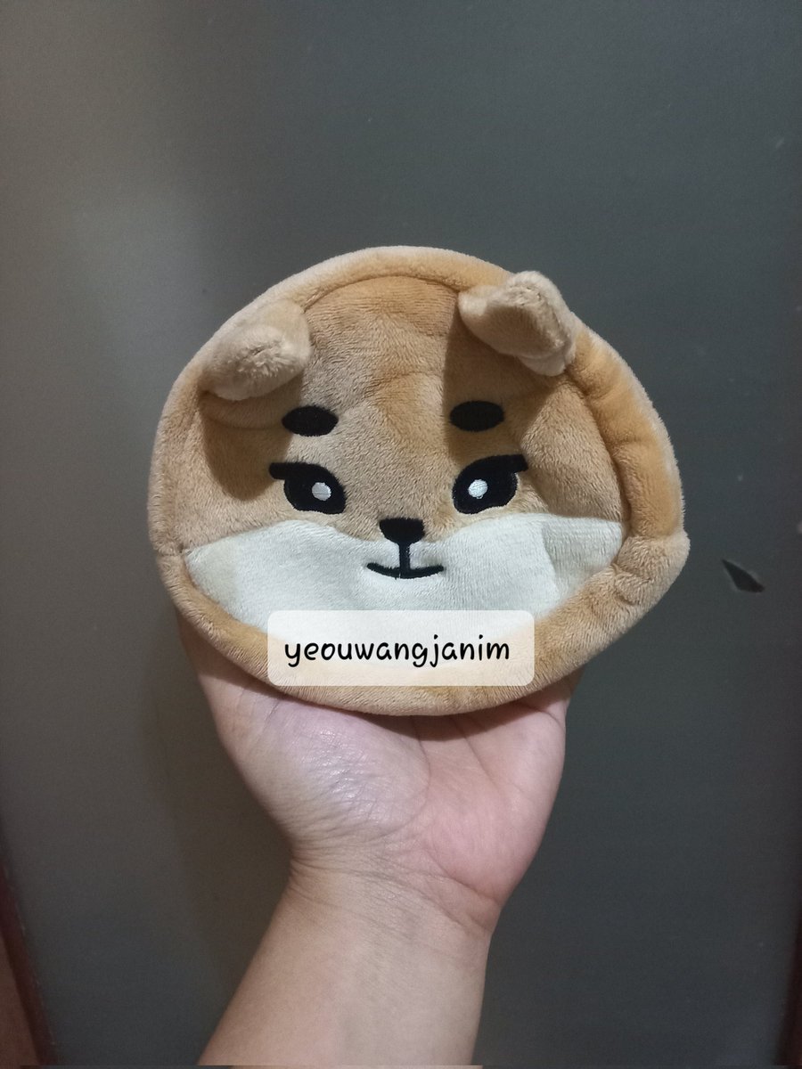 [RT are appreciated💚]
🛍 WTS ㄱ

ㅡ Kke 2024 (285k)
ㅡ Kke magnet set (365k)
ㅡ Kke pouch (345k)
ㅡ PC Dowoon bene fy 3 Mei (200k)
ㅡ PC Wonpil afterblow (45k) 
ㅡ Pola Wonpil dicon (120k) 
ㅡ Scented Candle Scentographer (120k) 

tag. WTS want to sell denimalz kke pc day6