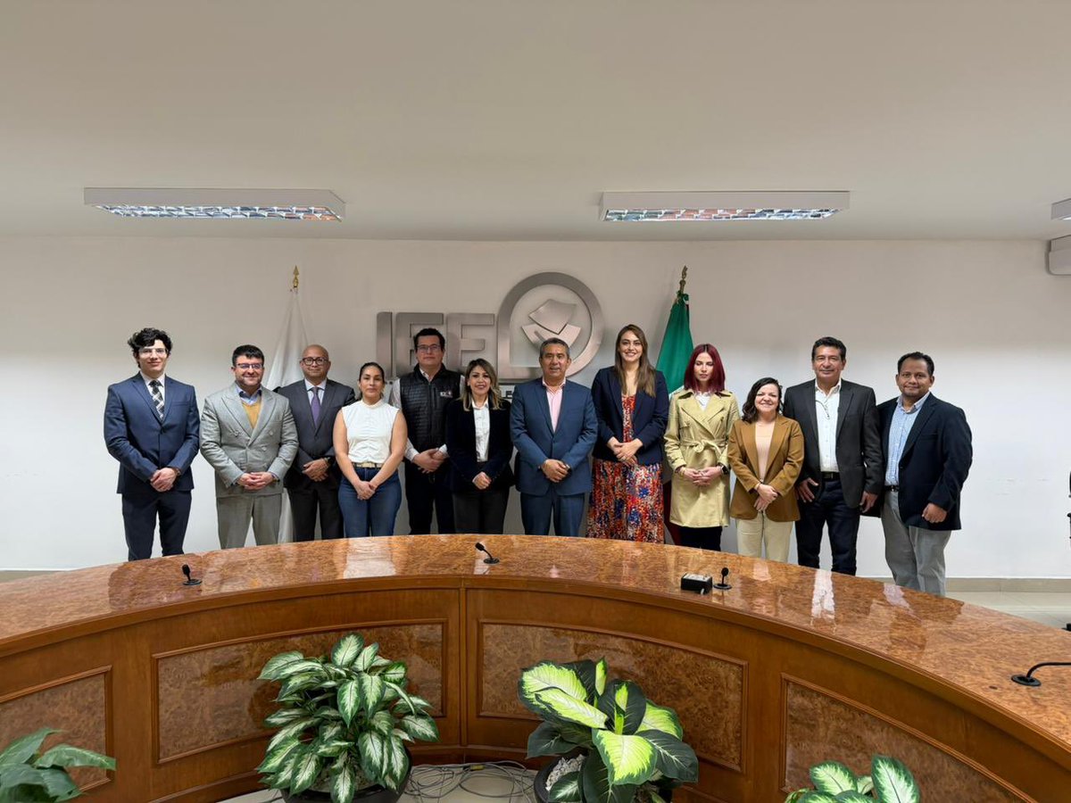 2/2🧵
Abordamos los siguientes temas:
🔹 Implementación del voto para mexicanas y mexicanos en el extranjero.
🔹 Aplicación de normas de transparencia a los partidos políticos locales.
🔹 Innovación en la difusión de actividades.
🔹 Mejora de los sistemas de información y