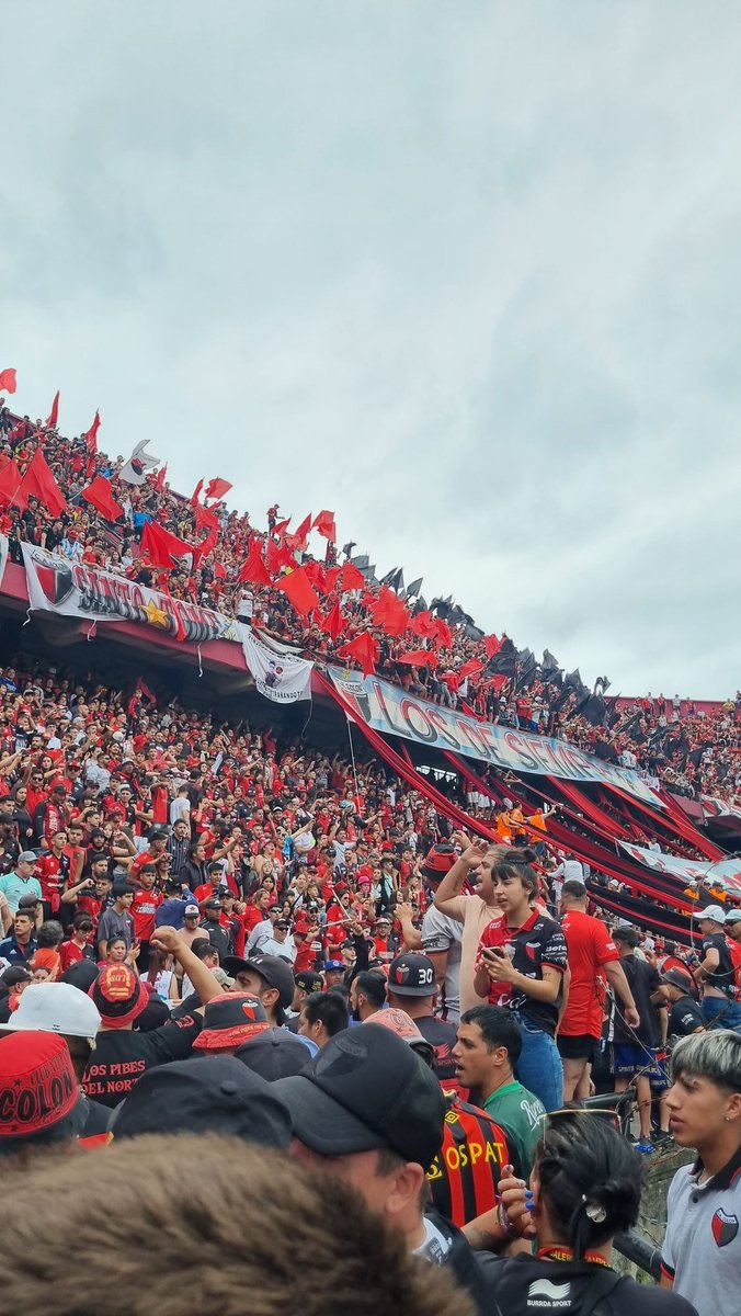 Te tiene que chupar un huevo quien televisa, el sábado hay que estar en la tribuna. Nos vemos ahí. VAMOS NOSOTROS ❤️🖤