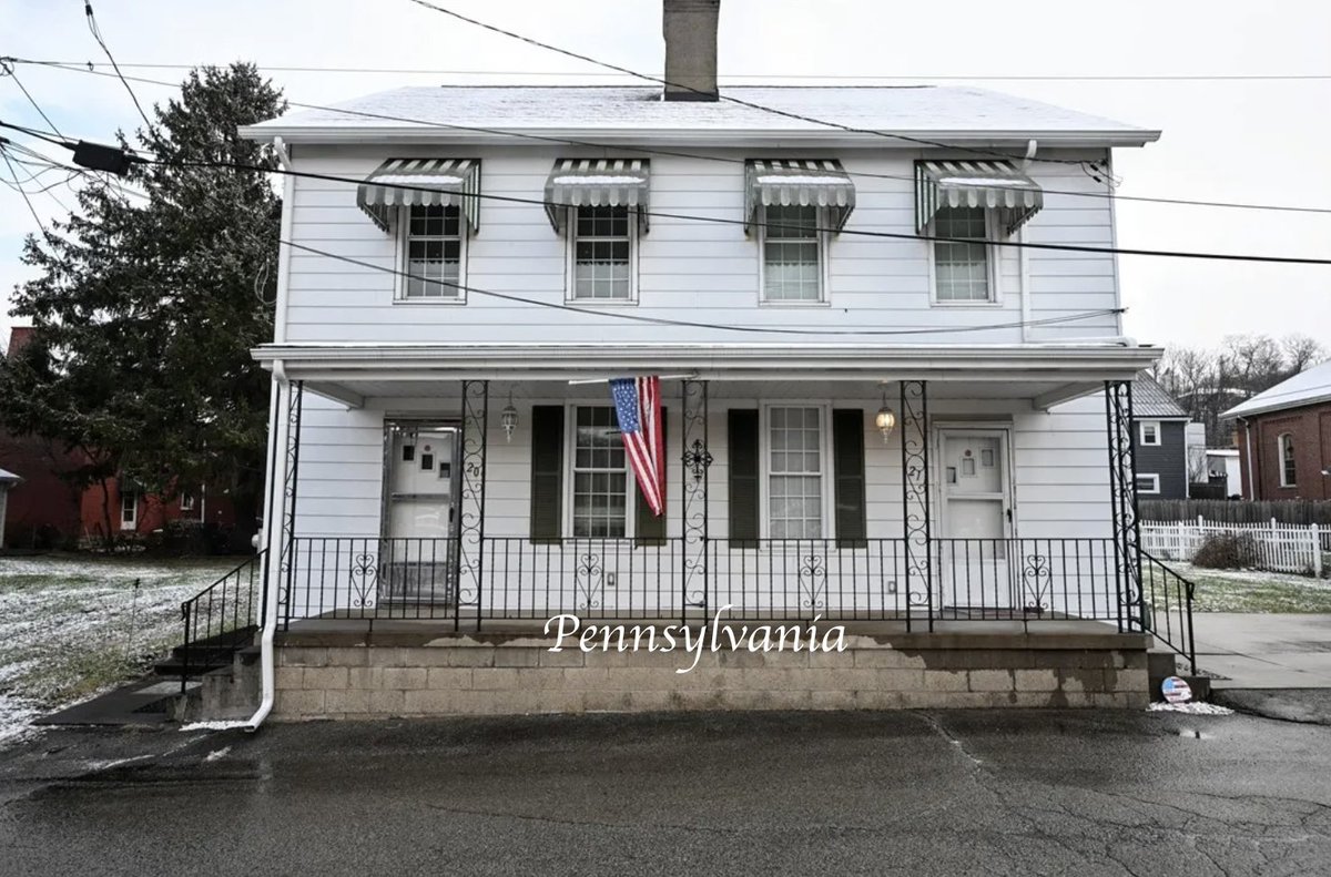 oldhouseunder50's tweet image. Turn-of-the-Century #Duplex: Charming Riverside Living in #Pennsylvania Under $90K. 
oldhousesunder100k.com/turn-of-the-ce…
