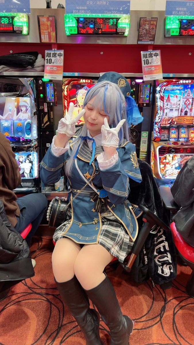 みなさまおはようございます！
本日、2月11日は

おゆゆさん <a href="/yuyuPelo_/">ゆゆ YUYU🦭♨️c107通販ちゅ</a> 

GINGA店にて16:00頃までとなっております。

“会えるときに会いに来ようね☺️”
たくさんの方のお越しをお待ちしておりまーす♪

#PR 
お越しの際は近くに立っているジャグ子までどうぞ🙋‍♀️