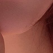 G21175469's tweet photo. ほくろアピールはとても嬉しいですね
#声優
#ほくろフェチ https://t.co/KBVN698HeH