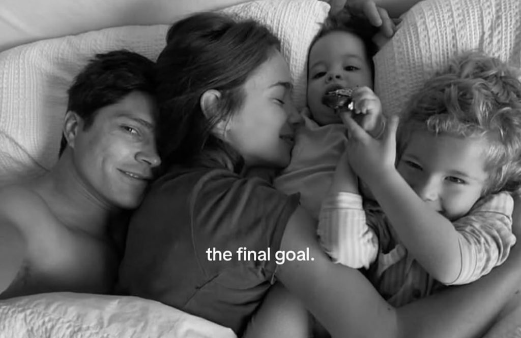 . (@redlightfairy) on Twitter photo 