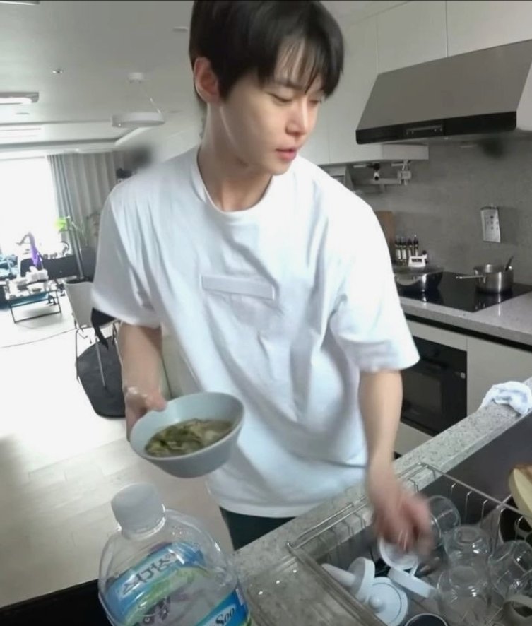 *॰ 디크 tweet media