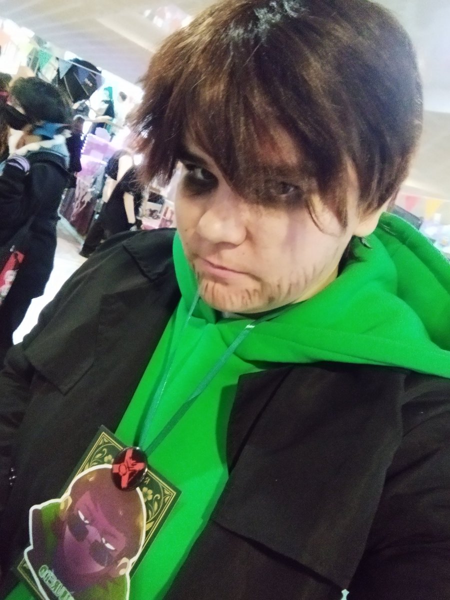 GlitchK0lya's tweet photo. I recently went to a festival in my city, and it was cool. I took a lot of photos with people XD!! 

#eddsworld #cosplay #FutureEdd https://t.co/cJgq9VG1Vm