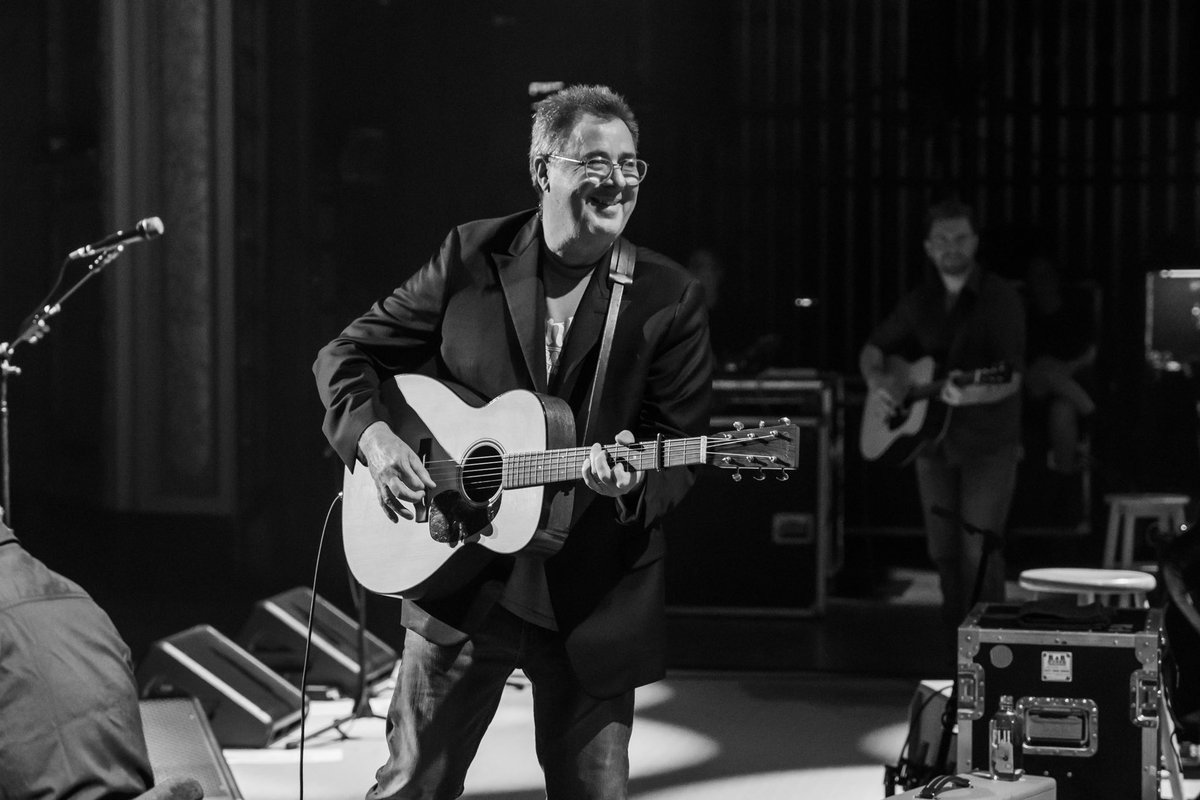 Vince Gill tweet media