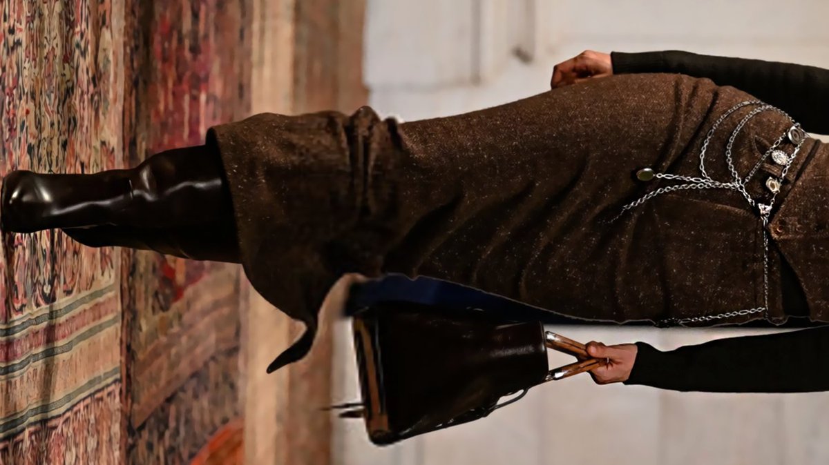 amouresaint's tweet photo. Details of Dahlia Saint walking for Ralph Lauren Fall 2026. New York, February 10. https://t.co/f4e29DeqTr