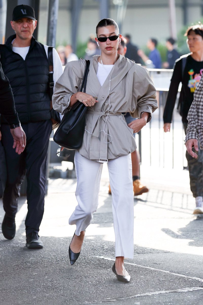 scorpiomuse's tweet photo. love her style https://t.co/4KAh8M2rfA