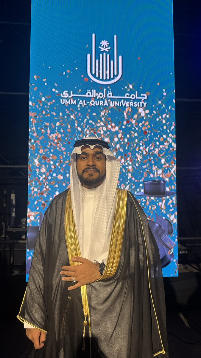 an_as12Z's tweet photo. (وَآخِرُ دَعْوَاهُمْ أَنِ الْحَمْدُ لِلَّهِ رَبِّ الْعَالَمِينَ)

الحمدلله اللذي ما تم جهدُ ولا خُتم سعي الا بفضله تم بحمد الله تخرجي من كلية التمريض بدرجة البكلوريوس.🎓 https://t.co/BajoEYUlsf