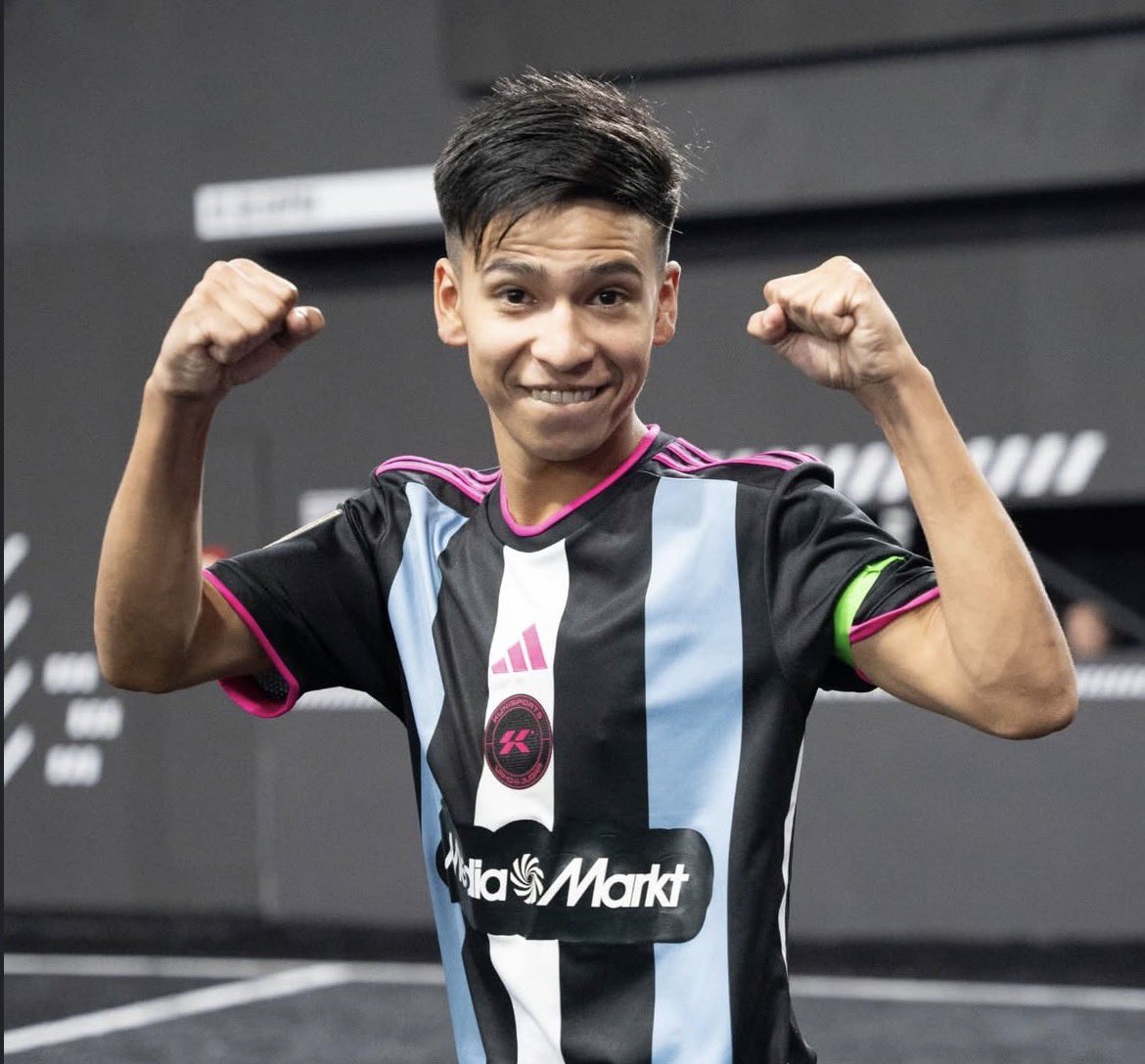 Nunca se fue… 🙂‍↕️🩷🖤