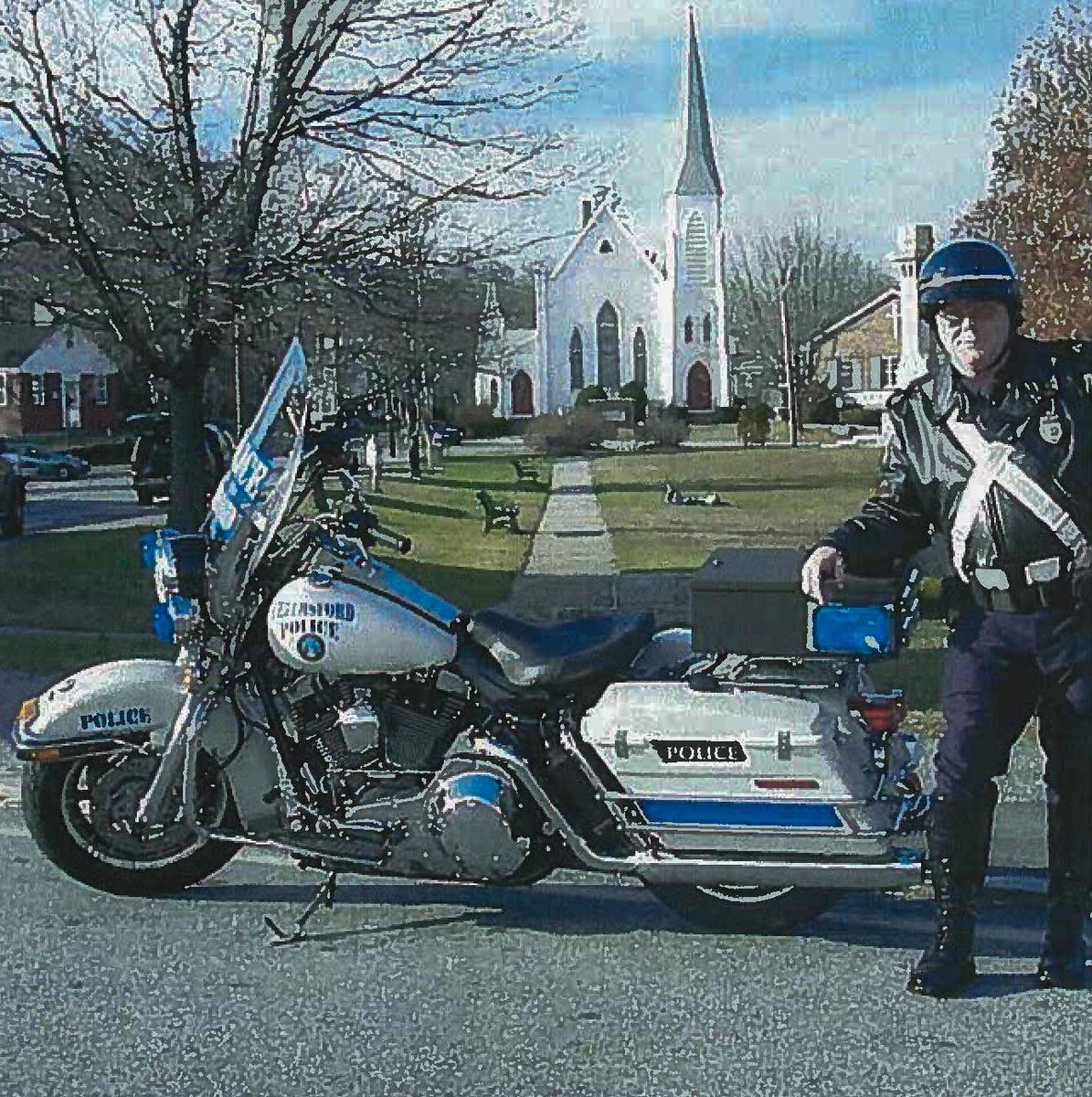 ChelmsfordPD's tweet photo. It is with deep sadness that we announce the passing of Retired Sgt. Francis “Frank” Kelly at age 79. Sgt. Kelly served Chelmsford with honor for over 30 years. We extend our deepest condolences to his family and loved ones. Funeral arrangements will be shared when available. https://t.co/zMtfJ130ho