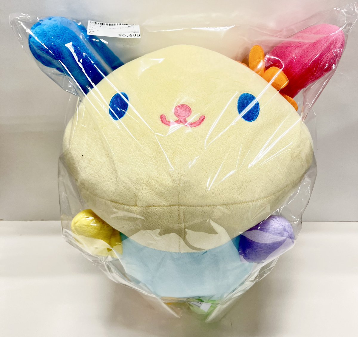 🐰商品入荷情報🌸】 #サンリオキャラクターズ 「ウサハナ 寝そべりBIG