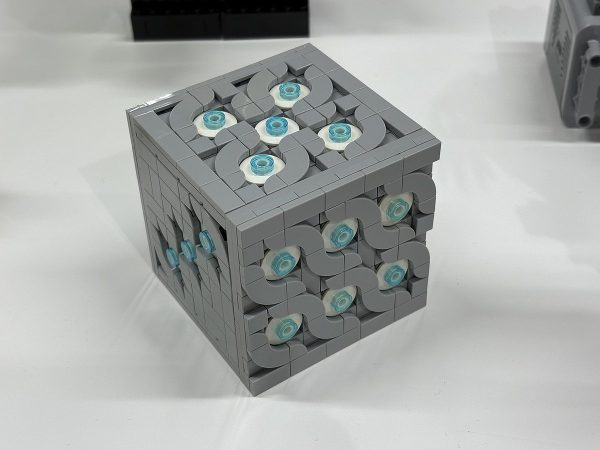 #新作レゴオフ浅草2026
呪術廻戦の獄門疆です。
ミニフィグを封印する事ができます。
#呪術廻戦