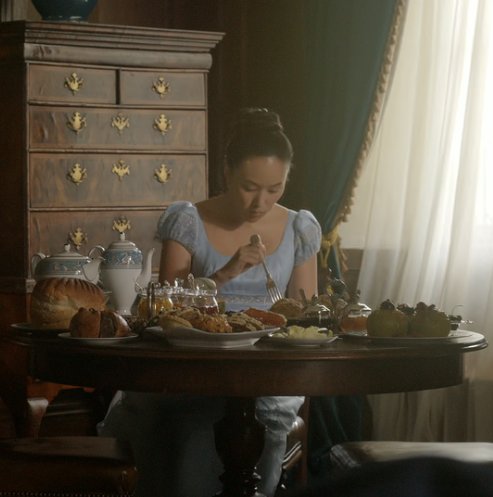 benophiedara's tweet image. 베네딕트 자기는 그냥 소박상에 간단식사 차려먹고 
소피한테는 진수성찬 한가득 차려준게 뭔가 마음좋음