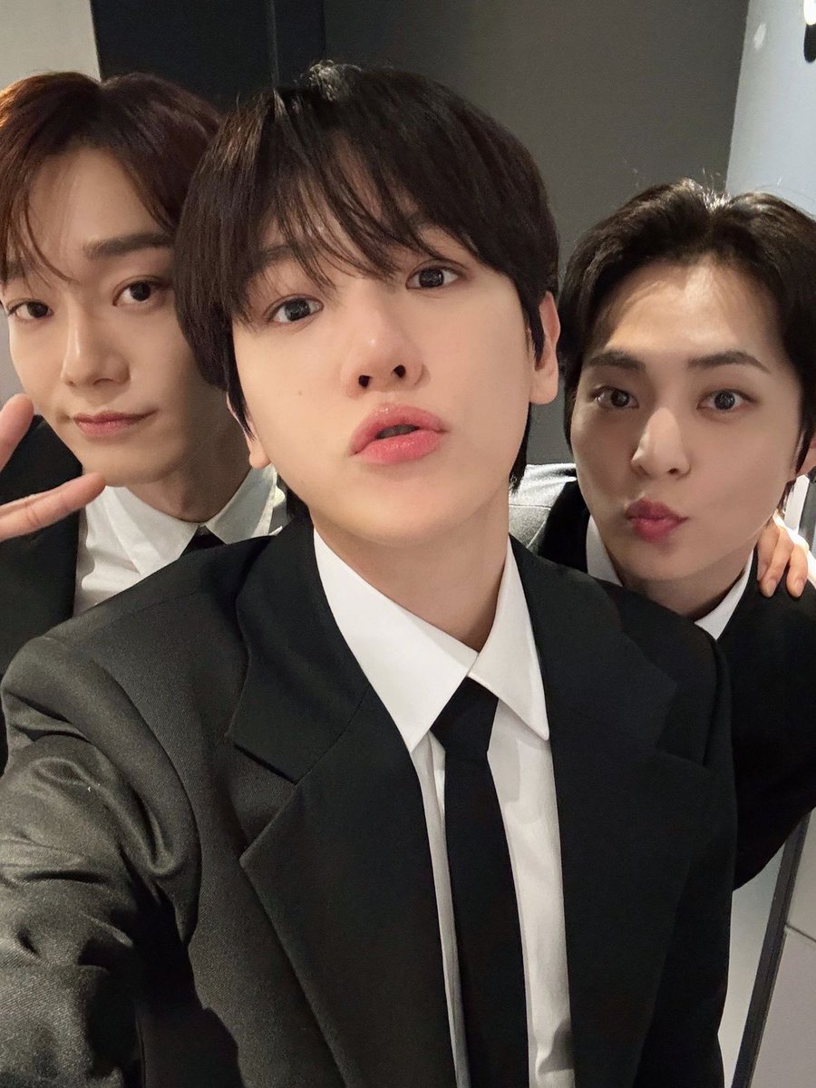 ccakeee_'s tweet photo. Always beside you CBX
#standwithCBX
#Always_With_CBX https://t.co/dpG5tQcfms