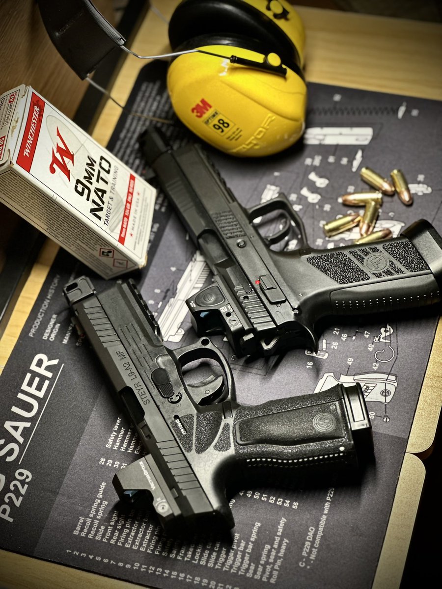 nekonabestation's tweet image. コンペンセイターブーム到来中

ちょっと加工が必要なこともありますけど
お手軽にイメチェン出来ますね

今はshadow2には何つけるか悩んでおります。

#カーボネイト #carbon8 #P09 #L9L2