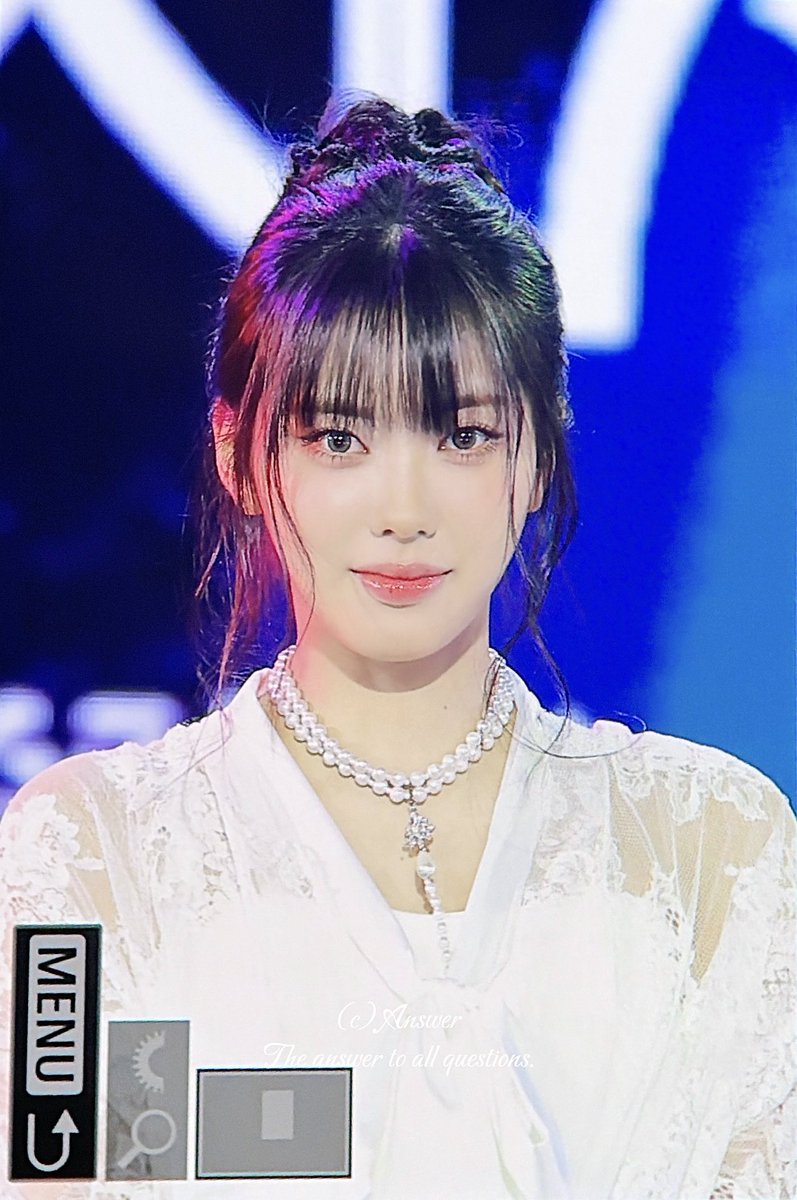 𝑨𝒏𝒔𝒘𝒆𝒓 tweet media