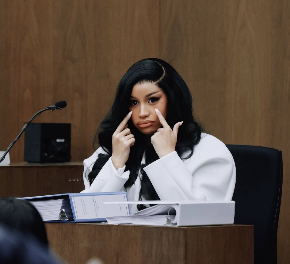 ang bee 🇩🇴 🏳️‍🌈 (@angbee) on Twitter photo 