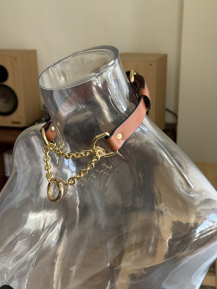 配角革物 tweet media