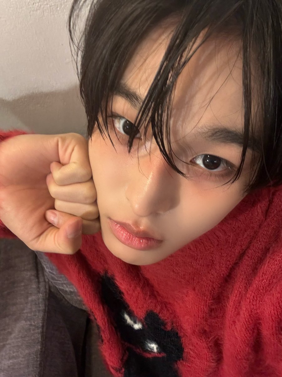 260211 15:22 KST
🐈‍⬛📸