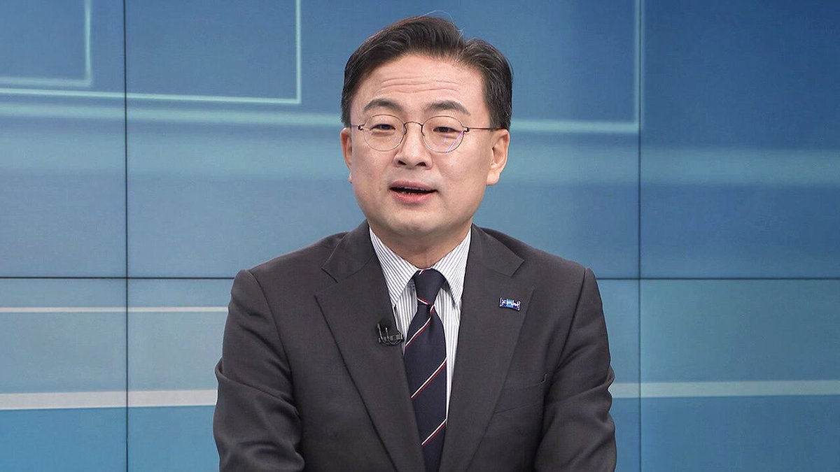 “[인터뷰] 신장식 "'언제 밥 한 끼 해' 식의 연대는 곤란…민주, 구체적 제안 필요"
👉 영상 보기 : news.sbs.co.kr/news/article.d…

#인터뷰 #언제 #신장식
비디오머그 팔로우 해주세요.”