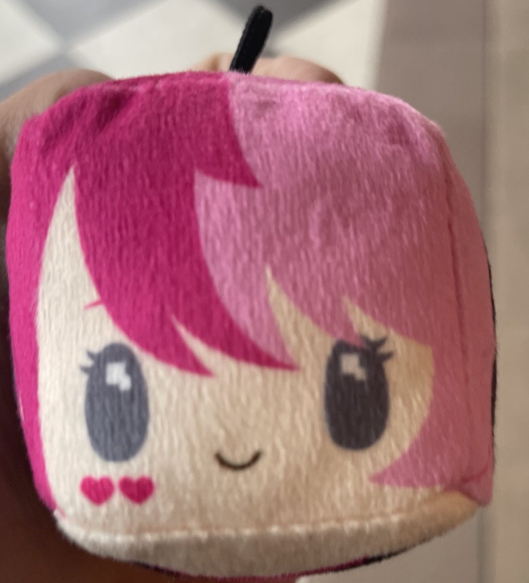 #コンパスシクパ
#拡散希望
会場入口付近の通路に落ちていました。
現在は会場スタッフさんに預かって頂いていますので、心当たりある方は近くのスタッフさんへお声掛けお願いします。