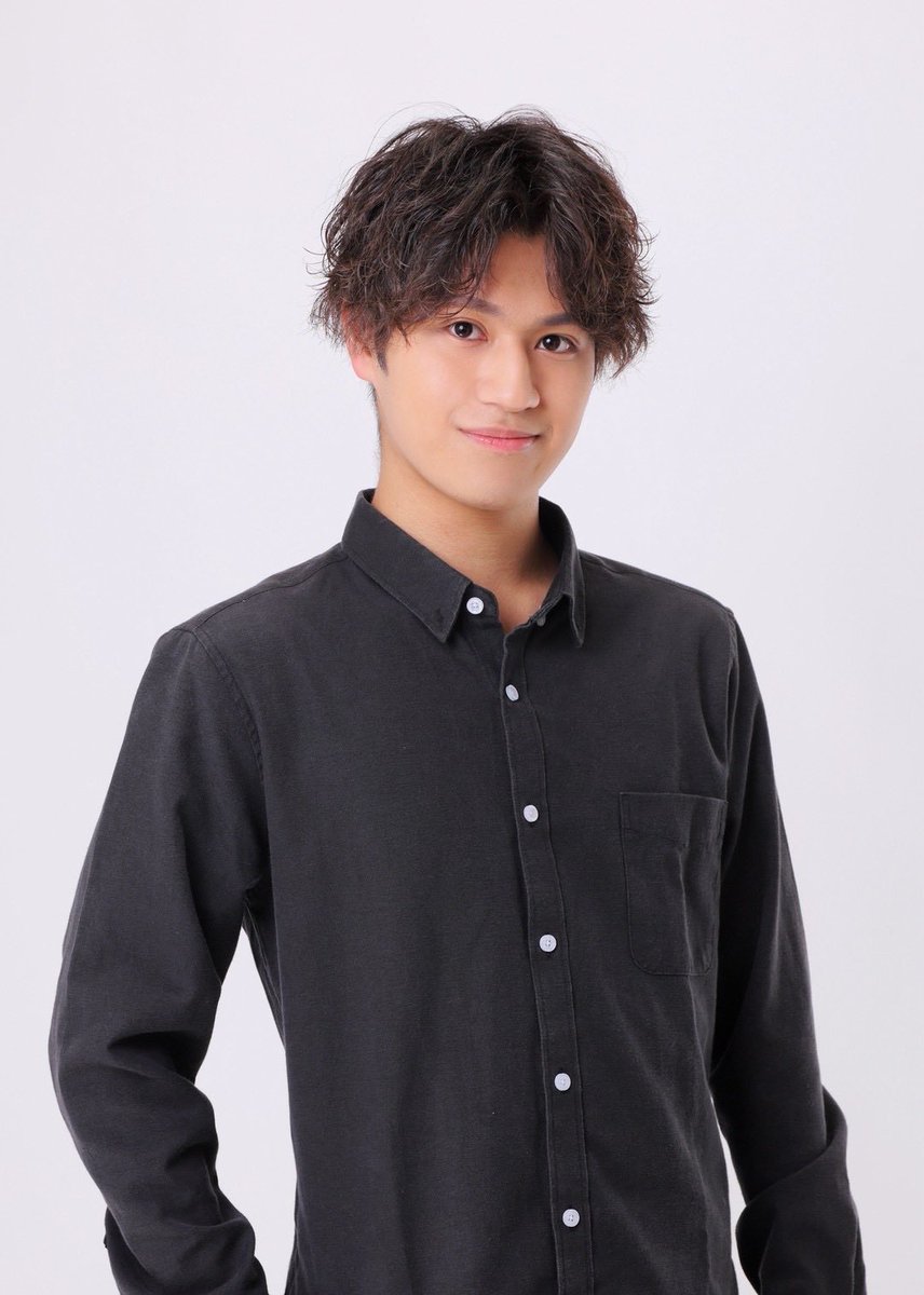 素敵な若草物語をお届けします✨️
⁡
【キャスト紹介】
ローリー/ロドリーゴ : 蜂谷侑大

【公演日時】
・3月5日 18:00開演
・3月6日 13:00開演(開場は開演の30分前)
⁡
料金等その他詳細はチラシをご覧下さい✨️