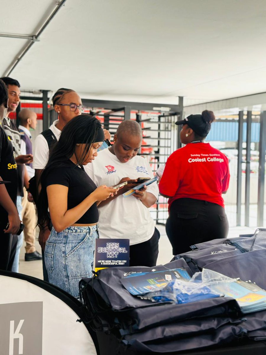 RosebankRC's tweet image. Just a few snaps📸😉 from orientation at IIE Rosebank College, Braamfontein campus earlier this week. 

#IIERosebankCollege #orientation #oweek #newstudents