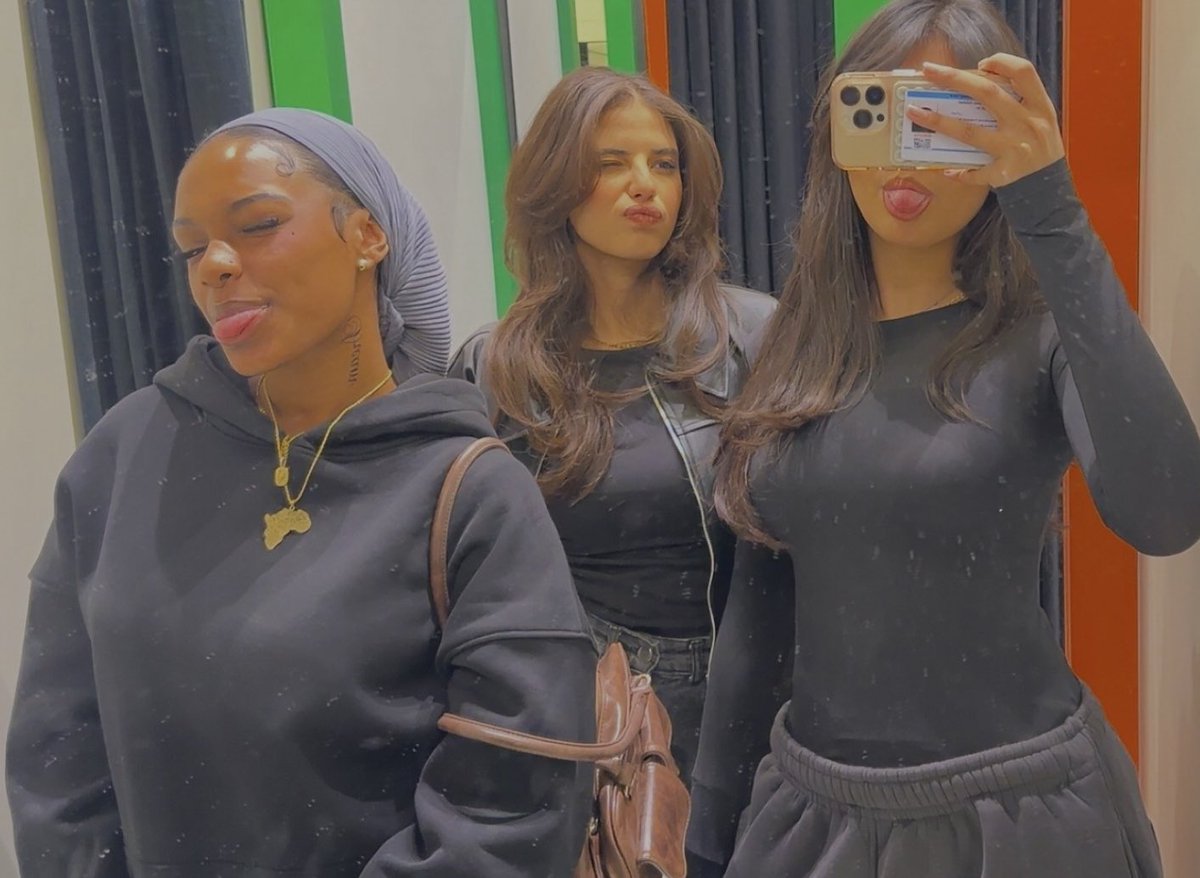 3olaa (@3olaa_omer) on Twitter photo 