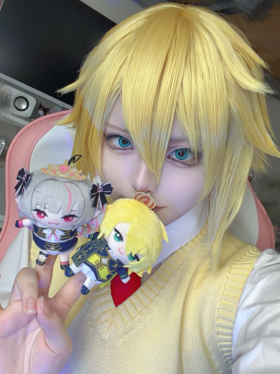Shu_Cosplay_'s tweet photo. ※cos🌈🕒 初出し中学生！いっぞ！🌙 https://t.co/B3BLfPuyjq