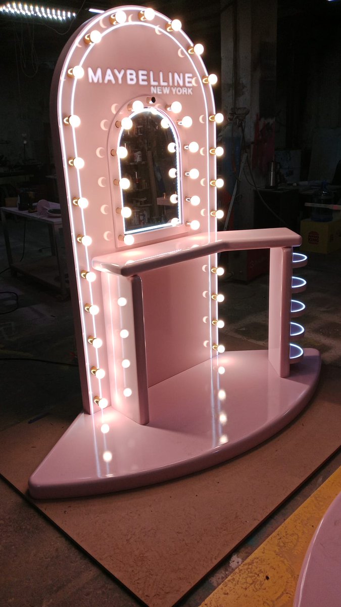 bana bakın!!!!! buralara gitmezseniz sizi doverim gidin ruj deneyin cabukk